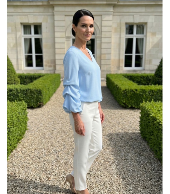 Salamanca Błękitna Elegancka Bluzka Z Dekoltem V