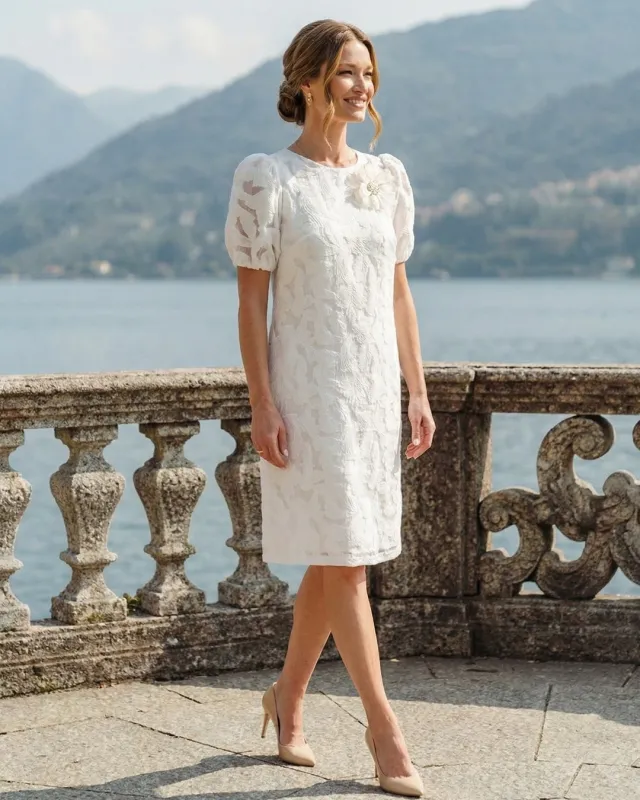Pari Biała Elegancka Sukienka w Trapez