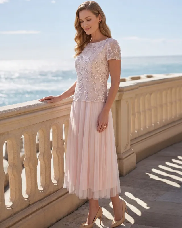 Rochie midi plisată cu partea superioară decorativă cu paiete