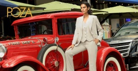 Eleganță și stil atemporal în modă: ansambluri elegante pentru femei